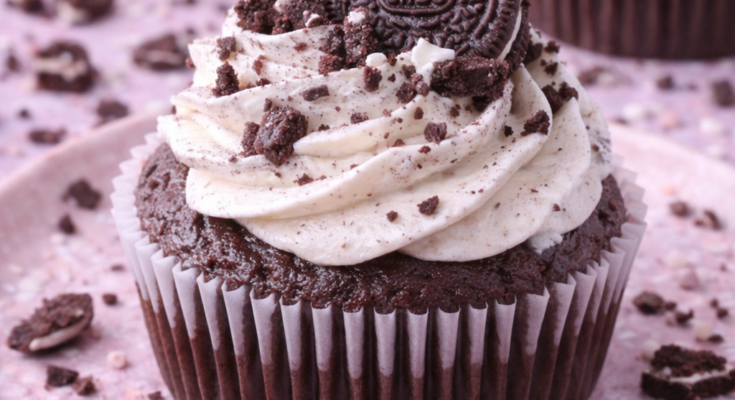 Cookies and Cream Cupcake Flavour Ideas for Valentine’s Day